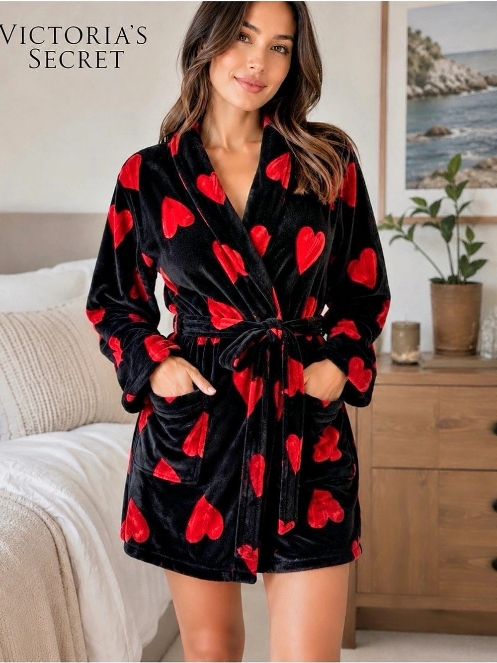 Victoria's Secret Plush Heart Robe in Black & Red Size: XS